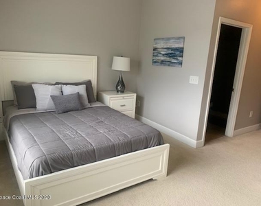 6451 Borasco Drive - Photo Thumbnail 11