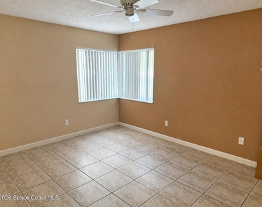 800 N Fiske Boulevard - Photo Thumbnail 3