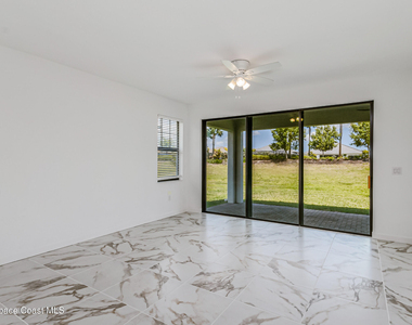 2490 Treasure Cay Lane - Photo Thumbnail 7