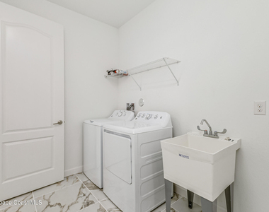 2490 Treasure Cay Lane - Photo Thumbnail 24