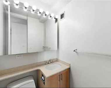 360 East 57th Street - Photo Thumbnail 15