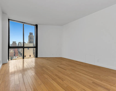 360 East 57th Street - Photo Thumbnail 9