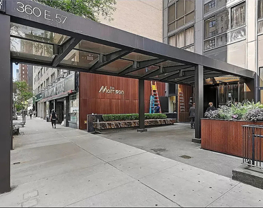 360 East 57th Street - Photo Thumbnail 19