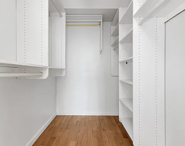 360 East 57th Street - Photo Thumbnail 12