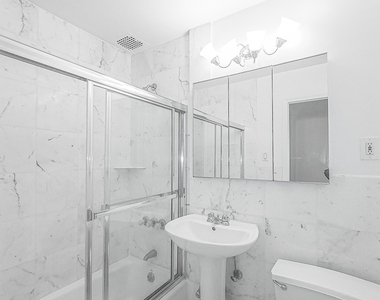 East 83 Street - Photo Thumbnail 1