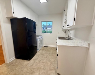 511 N Kentucky Avenue - Photo Thumbnail 6