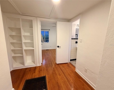 511 N Kentucky Avenue - Photo Thumbnail 8
