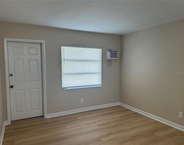 344 33rd Avenue N - Photo Thumbnail 12