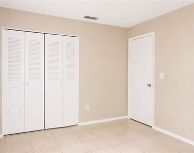4631 W Eastwind Drive - Photo Thumbnail 11