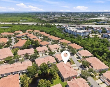 133 Valencia Circle - Photo Thumbnail 8