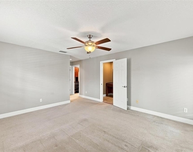 133 Valencia Circle - Photo Thumbnail 25