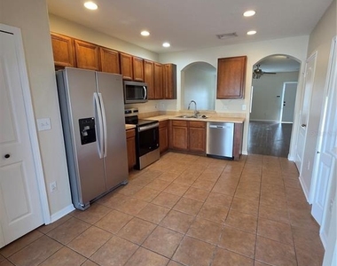 12353 Foxmoor Peak Drive - Photo Thumbnail 4
