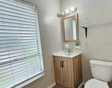 7610 W Powhatan Avenue - Photo Thumbnail 16