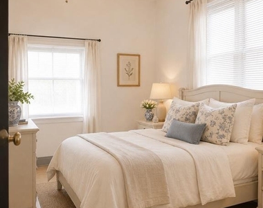2107 W Chestnut Street - Photo Thumbnail 8