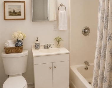 2107 W Chestnut Street - Photo Thumbnail 7