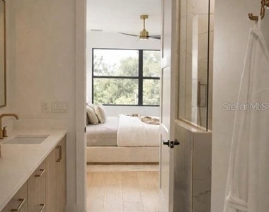 373 13th St N - Photo Thumbnail 17