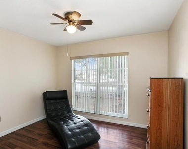 2003 Goldendale Court - Photo Thumbnail 10