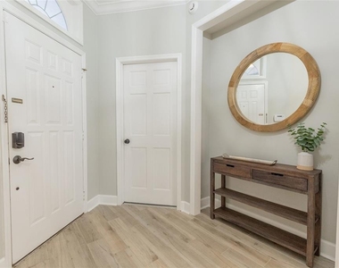 1508 S Bay Villa Place - Photo Thumbnail 14