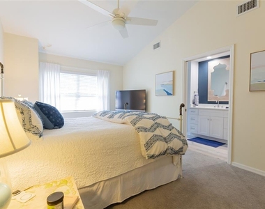 1508 S Bay Villa Place - Photo Thumbnail 17