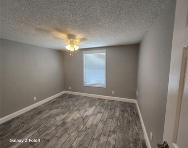 1400 Strawberry Place - Photo Thumbnail 6