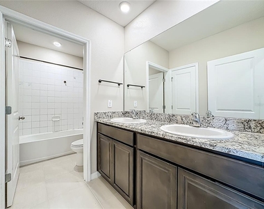 13071 Brookside Moss Drive - Photo Thumbnail 31
