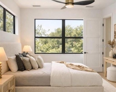 377 13th St N - Photo Thumbnail 15