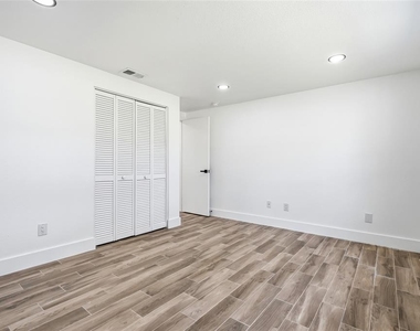 1123 Foggy Ridge Parkway - Photo Thumbnail 27