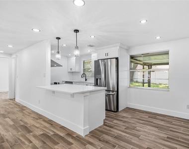 1123 Foggy Ridge Parkway - Photo Thumbnail 15