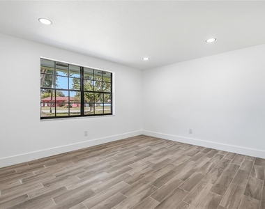 1123 Foggy Ridge Parkway - Photo Thumbnail 26