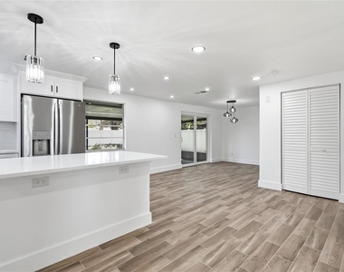 1123 Foggy Ridge Parkway - Photo Thumbnail 12