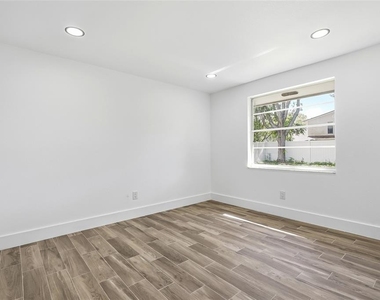 1123 Foggy Ridge Parkway - Photo Thumbnail 29