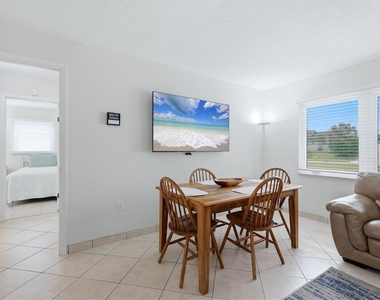 6309 Flamingo Drive - Photo Thumbnail 7