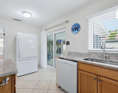 6309 Flamingo Drive - Photo Thumbnail 12