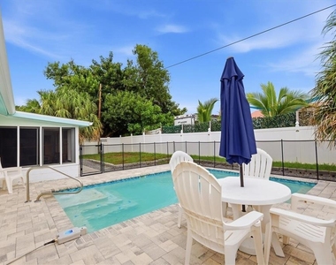 6309 Flamingo Drive - Photo Thumbnail 24