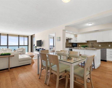 3820 Gulf Boulevard - Photo Thumbnail 6