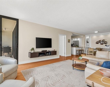 3820 Gulf Boulevard - Photo Thumbnail 16