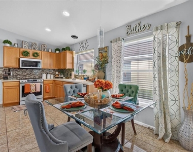 1234 Hill Flower Drive - Photo Thumbnail 16
