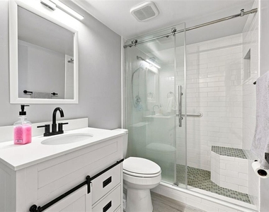 12760 Indian Rocks Road - Photo Thumbnail 21