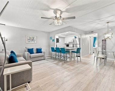 12760 Indian Rocks Road - Photo Thumbnail 3