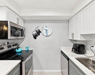12760 Indian Rocks Road - Photo Thumbnail 11