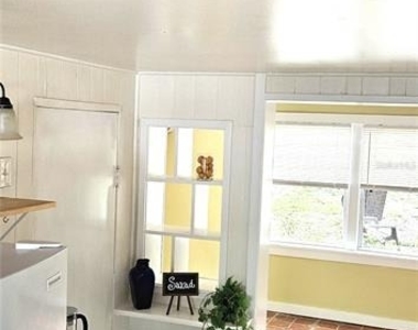 2417 3rd Avenue N - Photo Thumbnail 4
