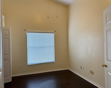 18912 Wood Sage Drive - Photo Thumbnail 23