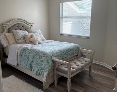 571 Milburne Close - Photo Thumbnail 7
