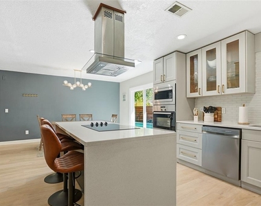 4606 Buckeye Road - Photo Thumbnail 18