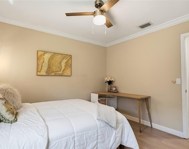 4606 Buckeye Road - Photo Thumbnail 31