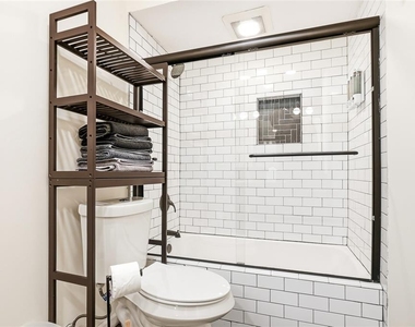 4606 Buckeye Road - Photo Thumbnail 32