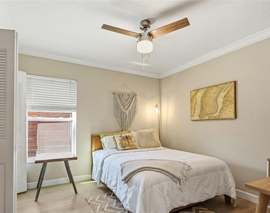 4606 Buckeye Road - Photo Thumbnail 30