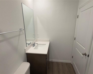 31211 Midnight Sun Way - Photo Thumbnail 21