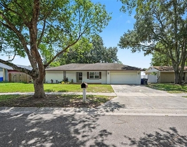 1913 Cedarbrooke Drive - Photo Thumbnail 1