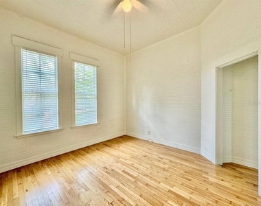 2708 N 19th Street - Photo Thumbnail 17